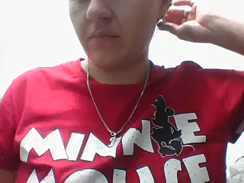  karlie kloss  online show from 01/09/25, 02:33