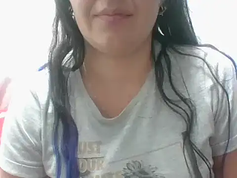  karlie kloss  online show from 01/10/25, 11:50