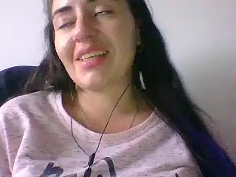  karlie kloss  online show from 01/15/25, 10:46