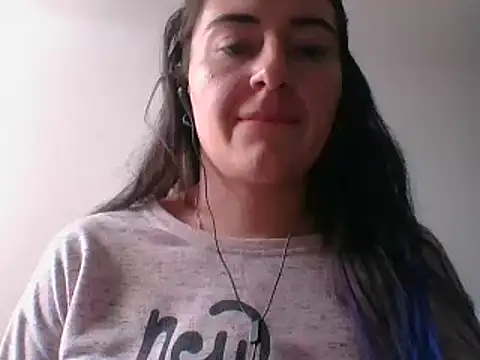  karlie kloss  online show from 01/27/25, 08:39