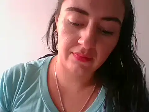  karlie kloss  online show from 02/01/25, 08:58