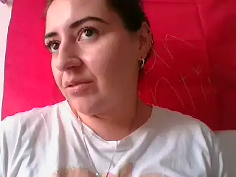  karlie kloss  online show from 03/03/25, 08:21