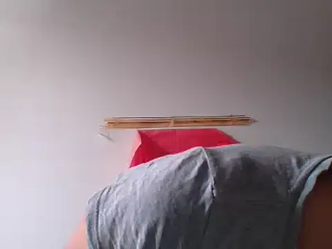  karlie kloss  online show from 09/18/25, 05:04