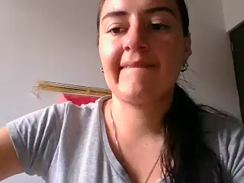  karlie kloss  online show from 10/08/25, 09:45