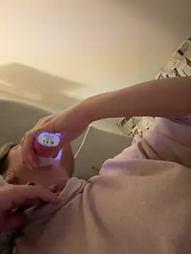 persiannqueen online show from 02/19/25, 10:42