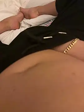 persiannqueen online show from 03/13/25, 10:32