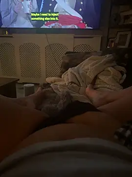 persiannqueen online show from 12/21/25, 02:08