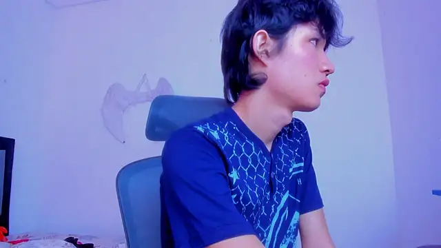 Johhan  Lee online show from 12/29/24, 12:41