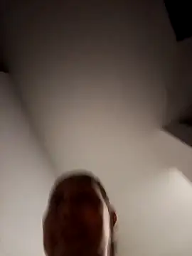 Snapshot of MirandaSoto chatting on 11/11/25, 03:06 MirandaSoto online show from 11/11/25, 03:06