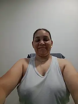 MirandaSoto online show from 06/01/26, 03:41