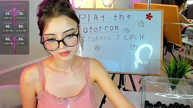 Snapshot of ellyford chatting on 12/03/24, 07:33 ellyford online show from 12/03/24, 07:33