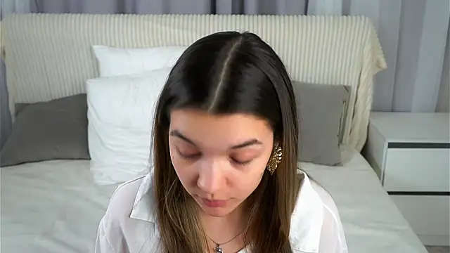 VeronaAppleberry online show from 11/13/25, 11:09