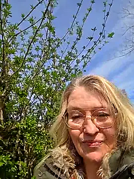 lisalustjouw online show from 04/08/26, 11:10