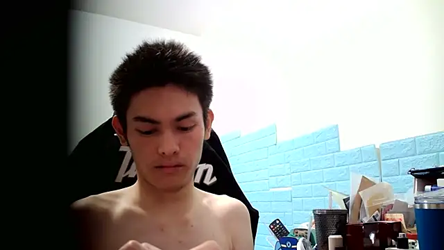 Snapshot of thisisbook_223 chatting on 10/28/25, 07:05 thisisbook 223 online show from 10/28/25, 07:05