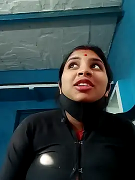 Snapshot of Nisha_Cute chatting on 03/18/25, 02:47 Nisha Cute online show from 03/18/25, 02:47