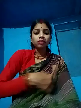 Snapshot of Nisha_Cute chatting on 10/20/25, 10:32 Nisha Cute online show from 10/20/25, 10:32