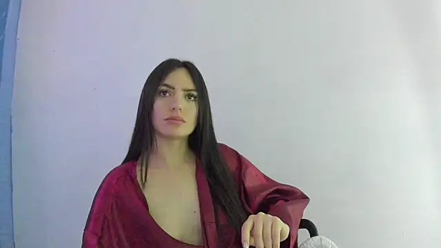 Snapshot of britny_clouds chatting on 12/10/24, 06:28 britny clouds online show from 12/10/24, 06:28