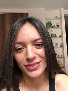 Snapshot of britny_clouds chatting on 02/26/25, 08:11 britny clouds online show from 02/26/25, 08:11