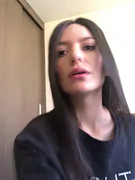 Snapshot of britny_clouds chatting on 03/13/25, 04:23 britny clouds online show from 03/13/25, 04:23