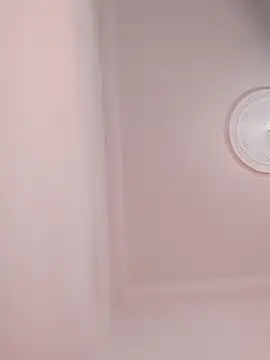 Snapshot of Nafas135 chatting on 10/20/25, 12:49 Nafas135 online show from 10/20/25, 12:49