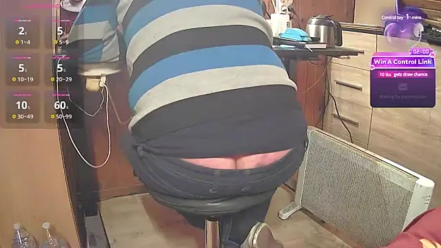 Snapshot of misteryman1956 chatting on 03/11/25, 08:09 misteryman1956 online show from 03/11/25, 08:09