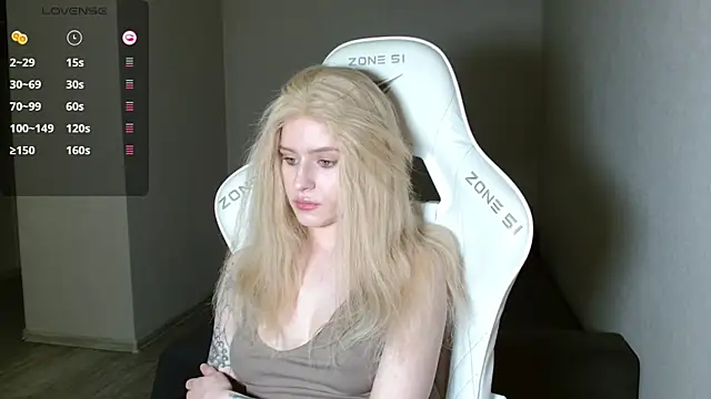 LizaKisses online show from 02/19/26, 01:07