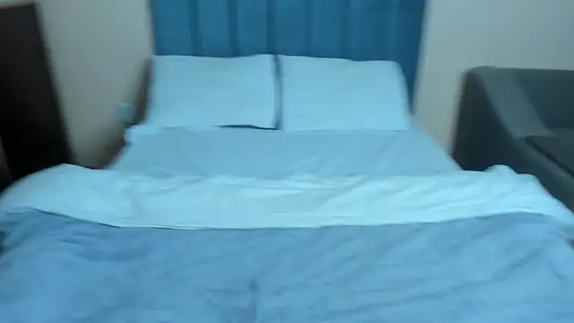 Mimi Mira online show from 01/22/25, 11:23