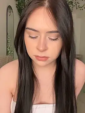  SweetCandyy online show from 02/05/26, 08:13