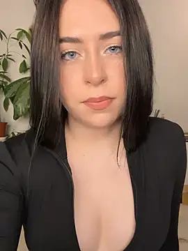  SweetCandyy online show from 06/06/26, 08:24