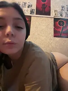 Snapshot of Pepe-pupu chatting on 12/21/24, 06:02 Pepe-pupu online show from 12/21/24, 06:02