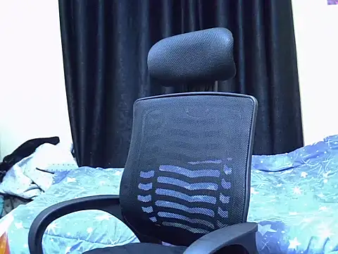 Snapshot of Horny-slut_ chatting on 01/16/26, 03:54 Horny-slut online show from 01/16/26, 03:54