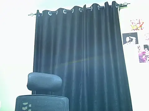 Snapshot of Horny-slut_ chatting on 01/17/26, 04:22 Horny-slut online show from 01/17/26, 04:22