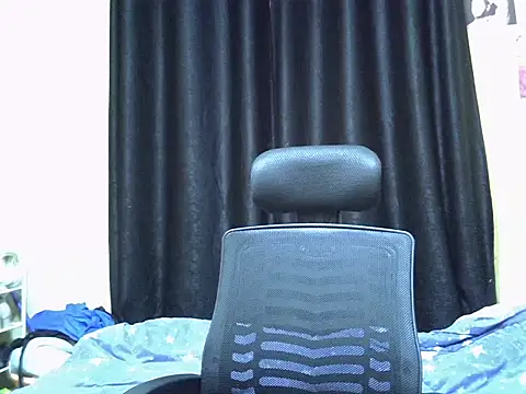 Snapshot of Horny-slut_ chatting on 02/21/26, 08:26 Horny-slut online show from 02/21/26, 08:26