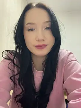 LeilaLow online show from 02/26/25, 02:14