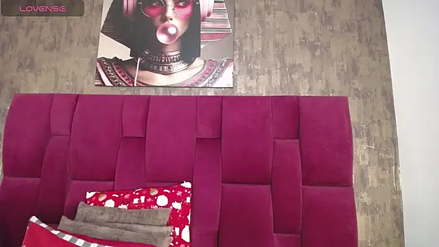 Snapshot of nicole__parker1 chatting on 01/15/26, 06:44 nicole parker1 online show from 01/15/26, 06:44