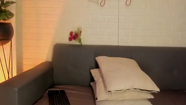 karina gomez 18 online show from 01/11/26, 11:26