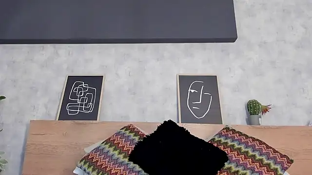 karina gomez 18 online show from 04/14/26, 11:27