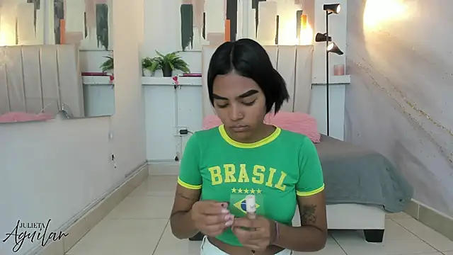 julieta aguilar1 online show from 11/20/25, 08:19