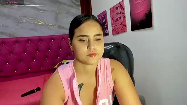 Snapshot of Helen_russo chatting on 07/09/26, 12:15 Helen russo online show from 07/09/26, 12:15
