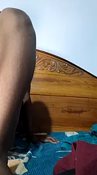 Snapshot of royaldoll-143 chatting on 12/23/24, 08:03 royaldoll-143 online show from 12/23/24, 08:03