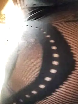 Snapshot of royaldoll-143 chatting on 03/20/25, 05:15 royaldoll-143 online show from 03/20/25, 05:15