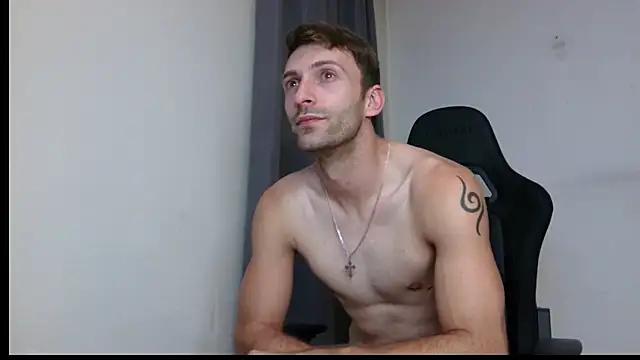 Snapshot of Ian_997 chatting on 09/20/25, 09:16 Ian 997 online show from 09/20/25, 09:16