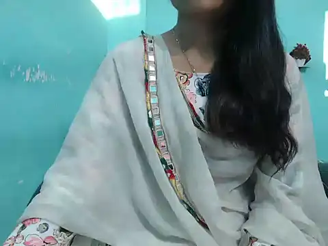 Yashi online show from 03/16/25, 12:22