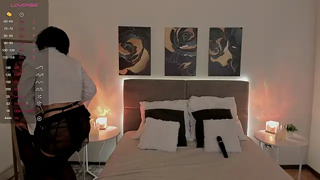 Snapshot of LikaKlint chatting on 09/11/25, 07:25 LikaKlint online show from 09/11/25, 07:25