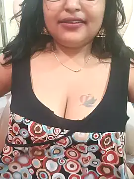 Snapshot of Ashwini_Gowda_91 chatting on 12/07/24, 07:43 Ashwini Gowda 91 online show from 12/07/24, 07:43