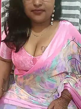 Snapshot of Ashwini_Gowda_91 chatting on 12/09/24, 10:00 Ashwini Gowda 91 online show from 12/09/24, 10:00