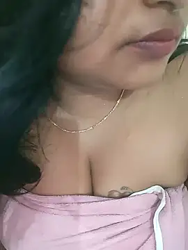 Snapshot of Ashwini_Gowda_91 chatting on 12/21/24, 05:58 Ashwini Gowda 91 online show from 12/21/24, 05:58