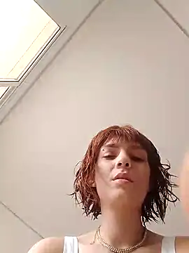 Snapshot of spacegirlll chatting on 12/24/24, 03:16 spacegirlll online show from 12/24/24, 03:16