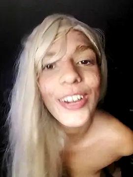 Snapshot of spacegirlll chatting on 02/20/25, 08:50 spacegirlll online show from 02/20/25, 08:50