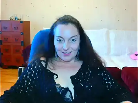 Alice3694 online show from 05/17/26, 05:38
